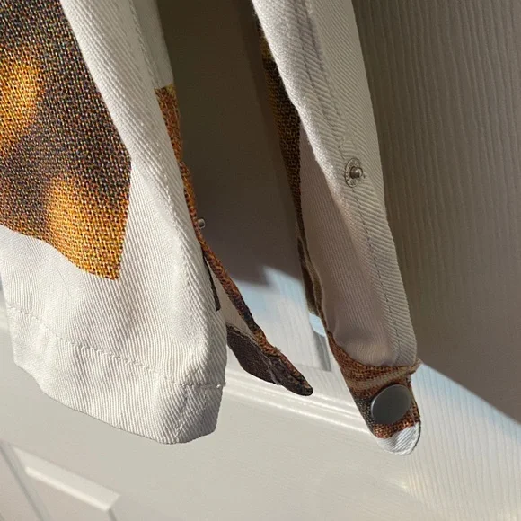 Urban Outfitters Cream Twill Shirt with Brushed Logo Tag - Picture 6 of 12